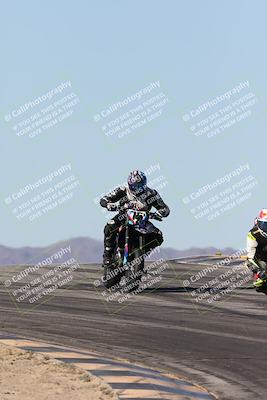 media/Dec-07-2025-CVMA (Sun) [[3e7d2de5dc]]/Race 7-Formula Lightweight Twins Shootout/